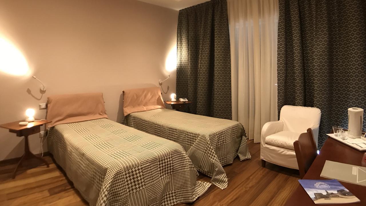 Locanda Dell'Angelo Luni Zewnętrze zdjęcie